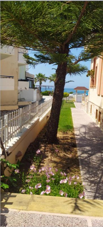 Luxury Apartments In Front Of The Sea Kanali  Exteriör bild